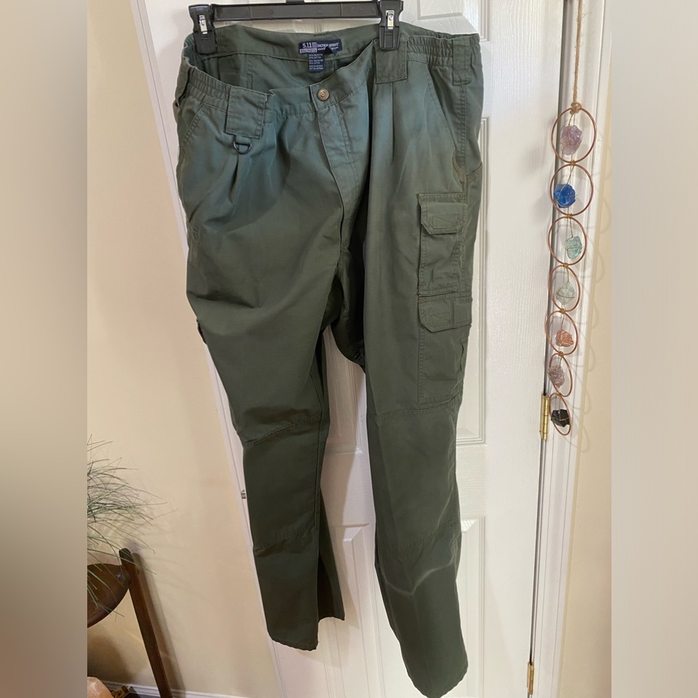 5.11 men’s tactical pants size 44